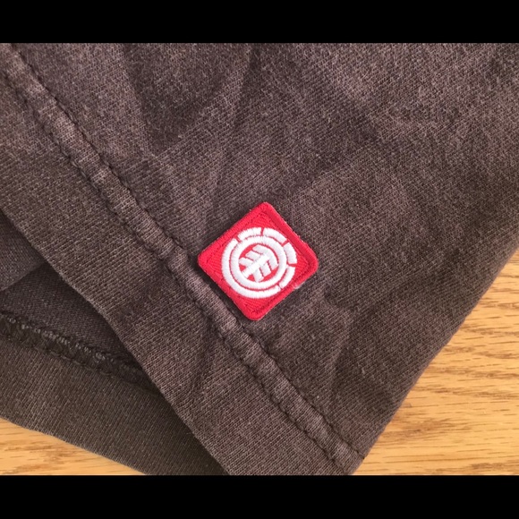 Element tee - Picture 2 of 2